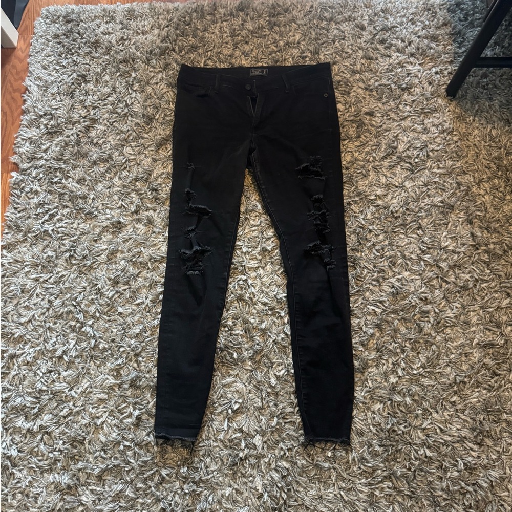 Black Distressed Women's Jeans